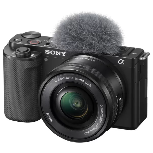 Sony ZV E10 + E PZ 16-50mm f/3.5-5.6
